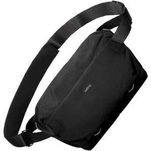 Venture Camera Sling 10L Midnight photography bag
